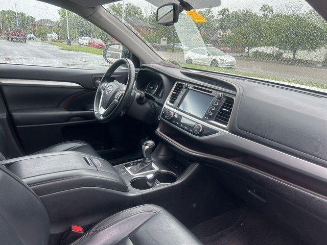 used 2015 Toyota Highlander car, priced at $20,500