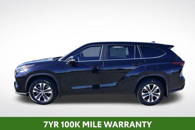 used 2024 Toyota Highlander car, priced at $40,125