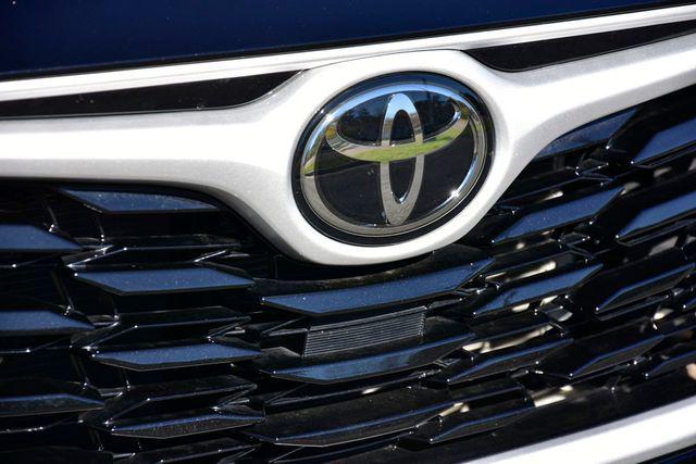 used 2024 Toyota Highlander car, priced at $40,125