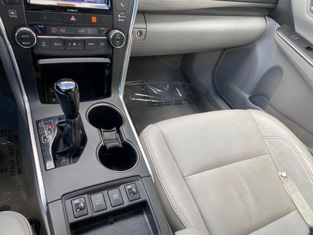 used 2017 Toyota Camry Hybrid car, priced at $17,500