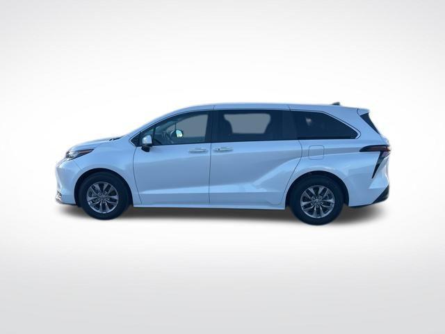 used 2023 Toyota Sienna car, priced at $43,500