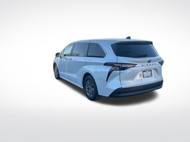 used 2023 Toyota Sienna car, priced at $43,500