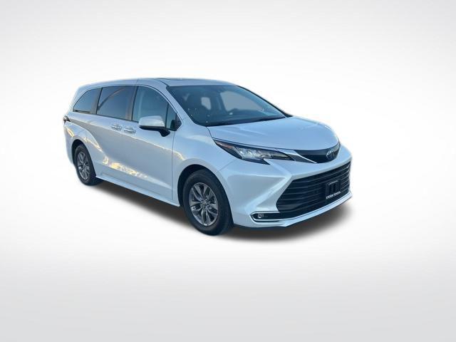 used 2023 Toyota Sienna car, priced at $43,500