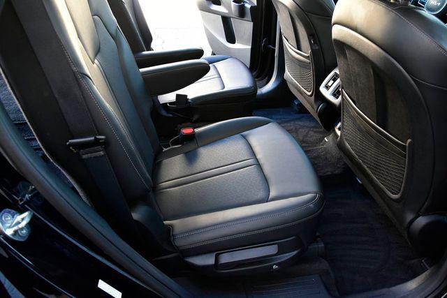 used 2022 Kia Sorento car, priced at $26,995