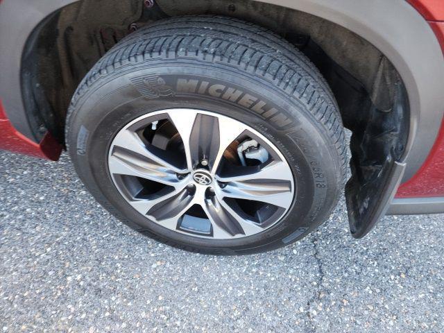 used 2022 Toyota Highlander car, priced at $37,695