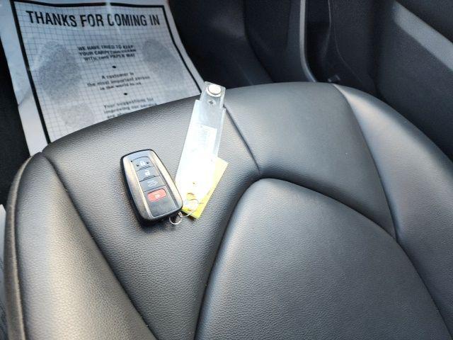 used 2022 Toyota Highlander car, priced at $37,695