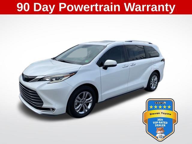 used 2022 Toyota Sienna car, priced at $47,400