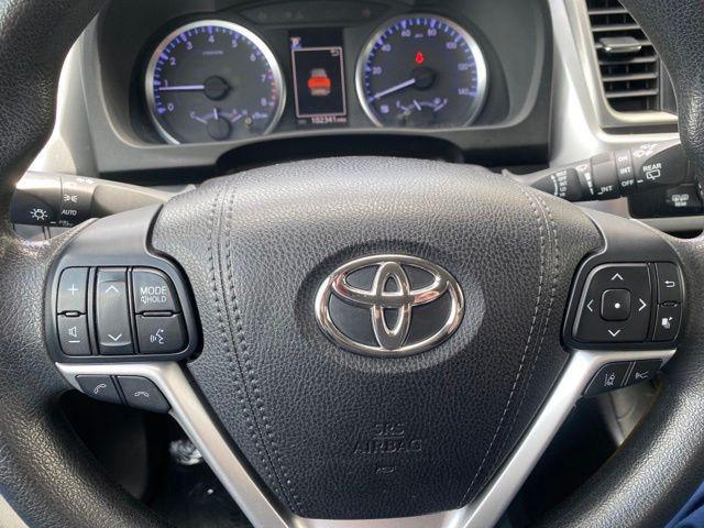 used 2018 Toyota Highlander car, priced at $22,450