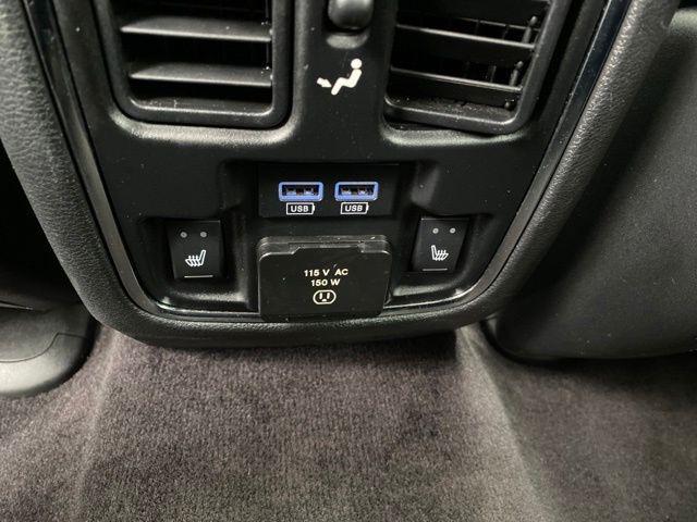 used 2016 Jeep Grand Cherokee car, priced at $15,700