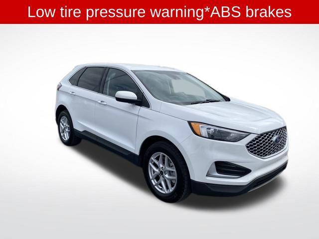 used 2024 Ford Edge car, priced at $26,985