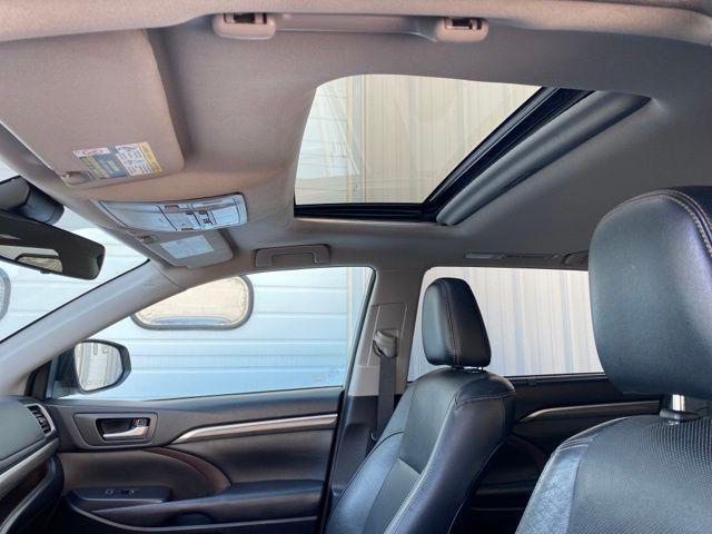 used 2018 Toyota Highlander car, priced at $21,000