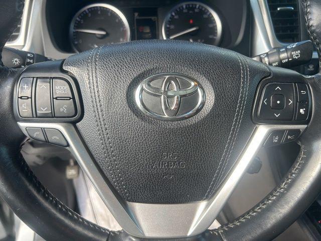 used 2018 Toyota Highlander car, priced at $21,000