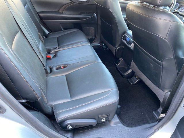used 2018 Toyota Highlander car, priced at $21,000