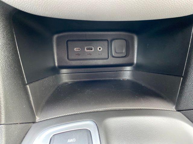 used 2020 Chevrolet Equinox car, priced at $15,000