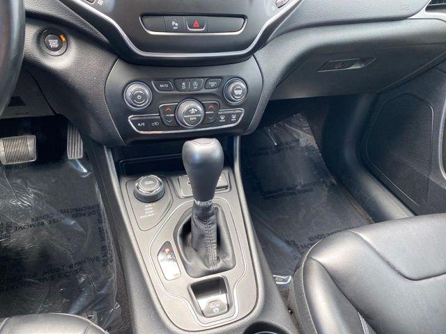 used 2019 Jeep Cherokee car, priced at $15,500