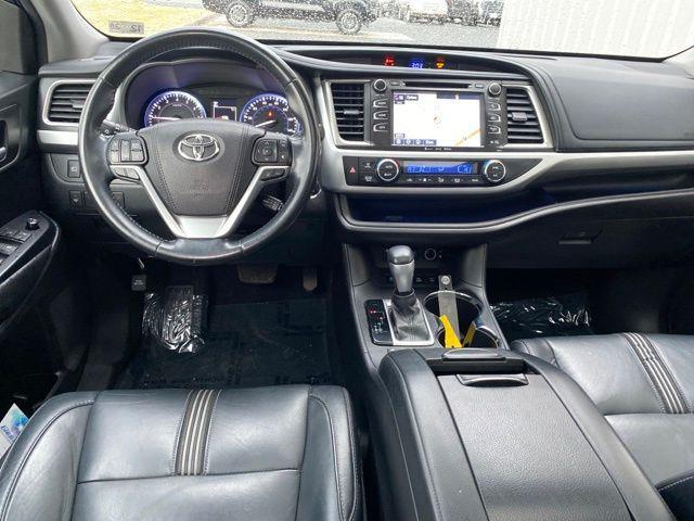 used 2017 Toyota Highlander car, priced at $23,700