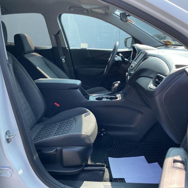 used 2022 Chevrolet Equinox car, priced at $23,200