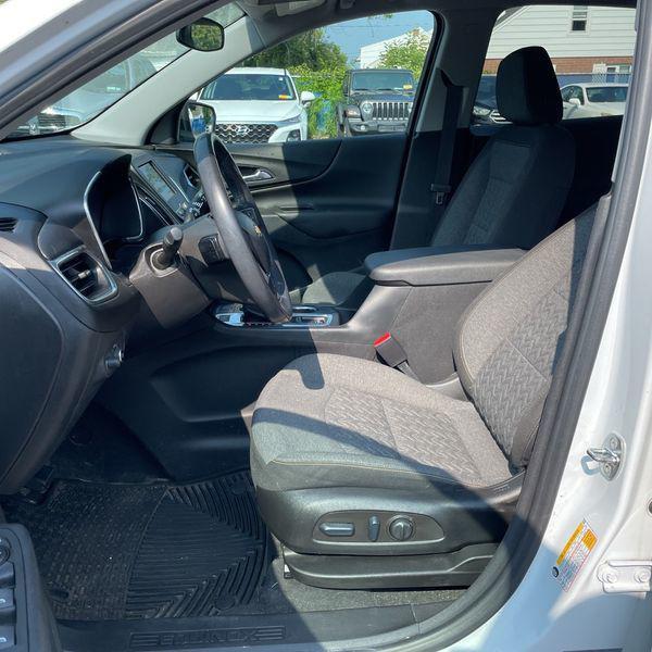 used 2022 Chevrolet Equinox car, priced at $23,200