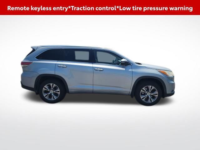 used 2014 Toyota Highlander car, priced at $18,500
