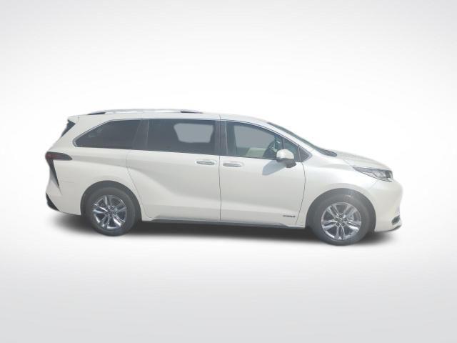 used 2021 Toyota Sienna car, priced at $43,500