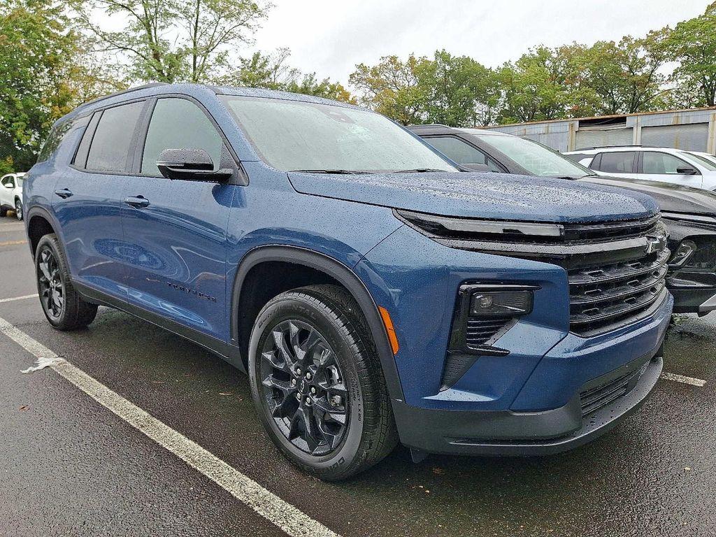 new 2026 Chevrolet Traverse car, priced at $46,493