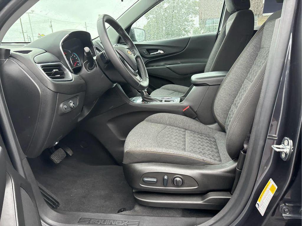 used 2022 Chevrolet Equinox car, priced at $21,994