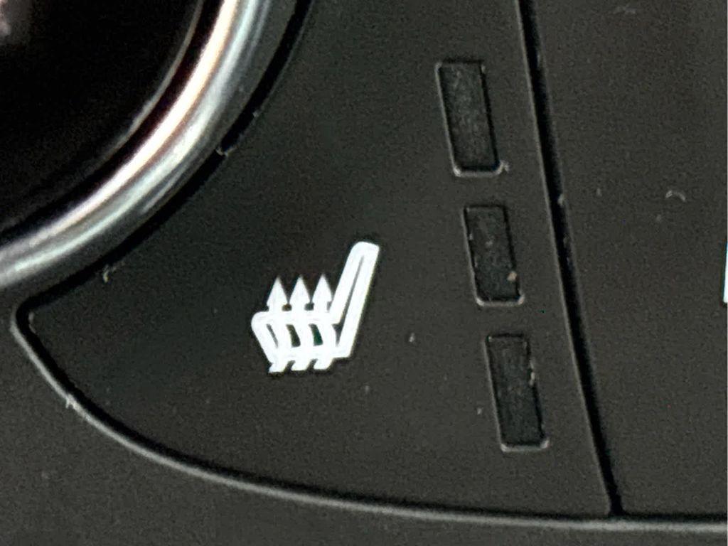 used 2023 Chevrolet Traverse car, priced at $36,698