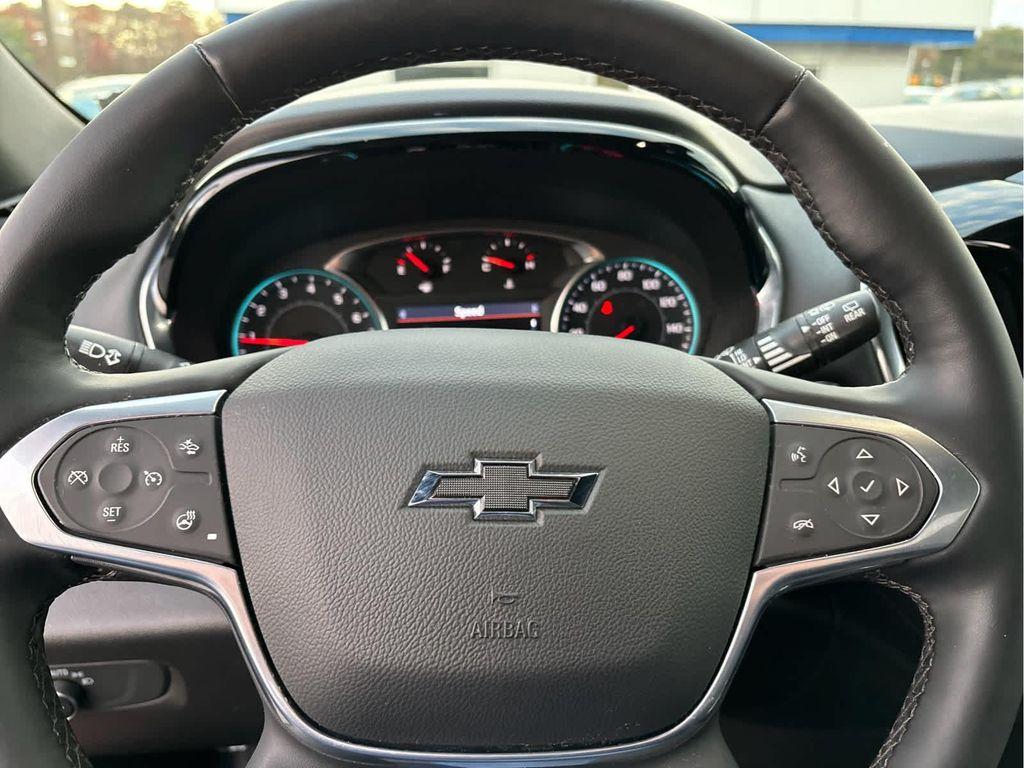 used 2023 Chevrolet Traverse car, priced at $36,698