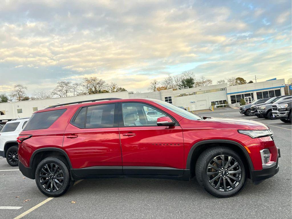 used 2023 Chevrolet Traverse car, priced at $36,698