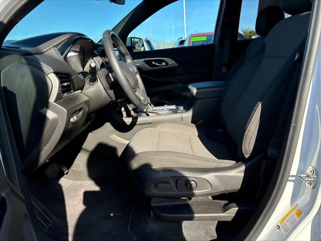 used 2022 Chevrolet Traverse car, priced at $31,348