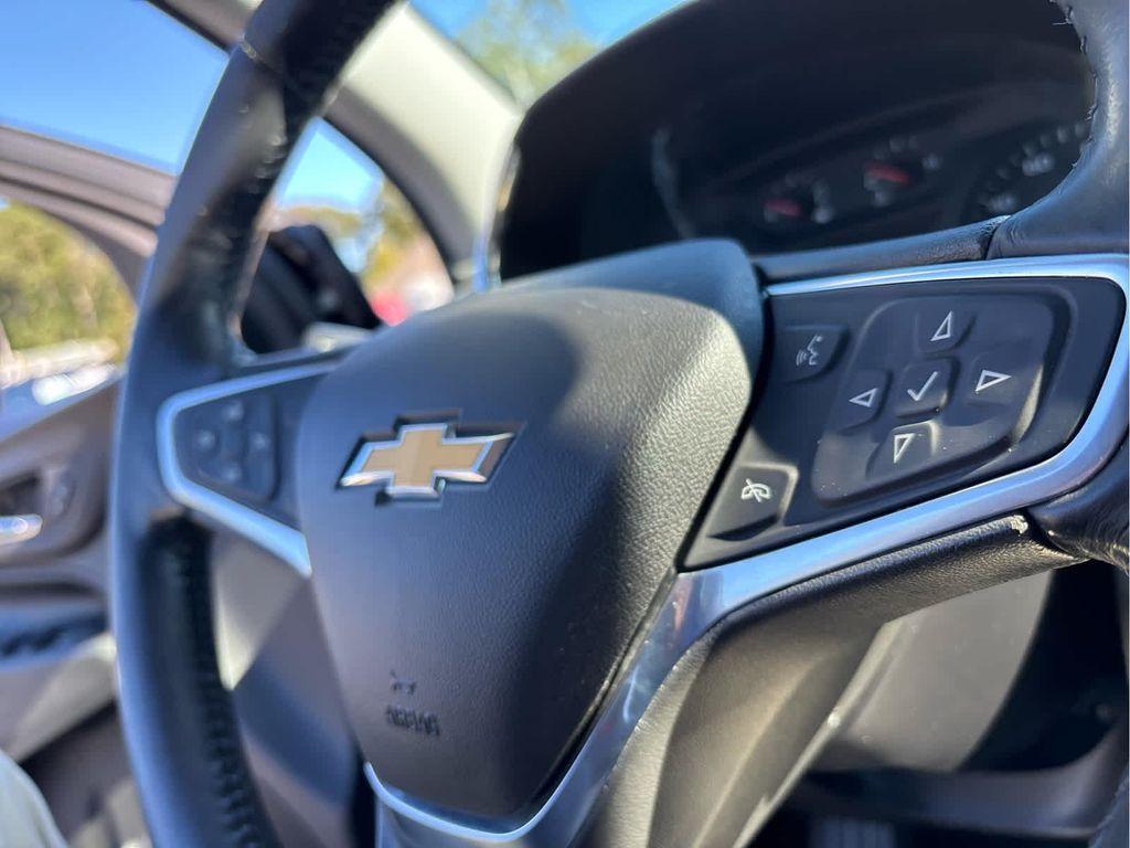 used 2018 Chevrolet Equinox car, priced at $13,937