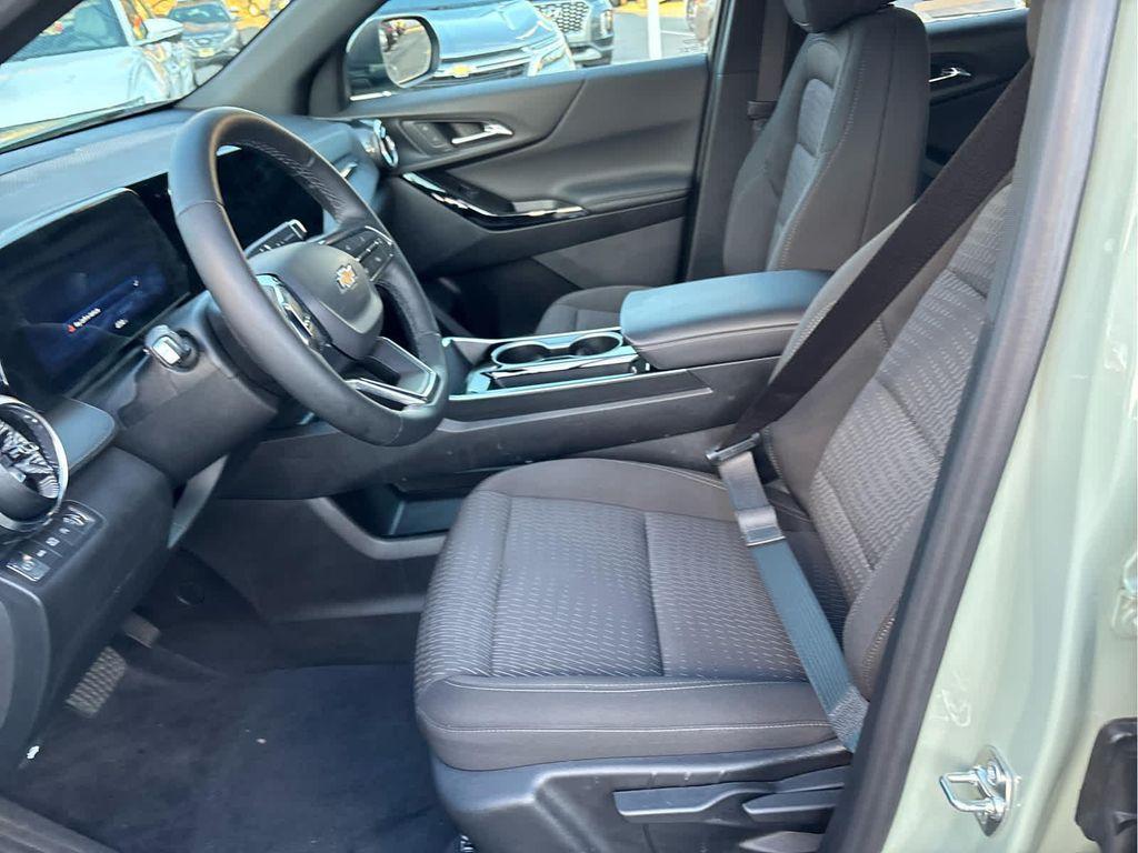 used 2025 Chevrolet Equinox car, priced at $30,997