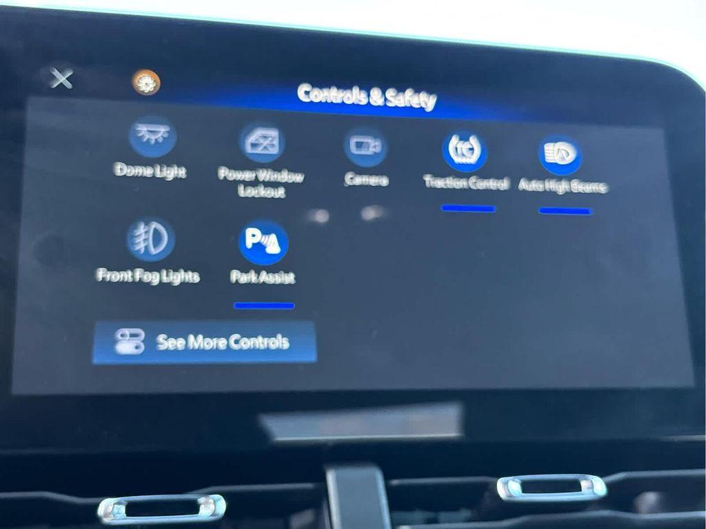 used 2025 Chevrolet Equinox car, priced at $30,997