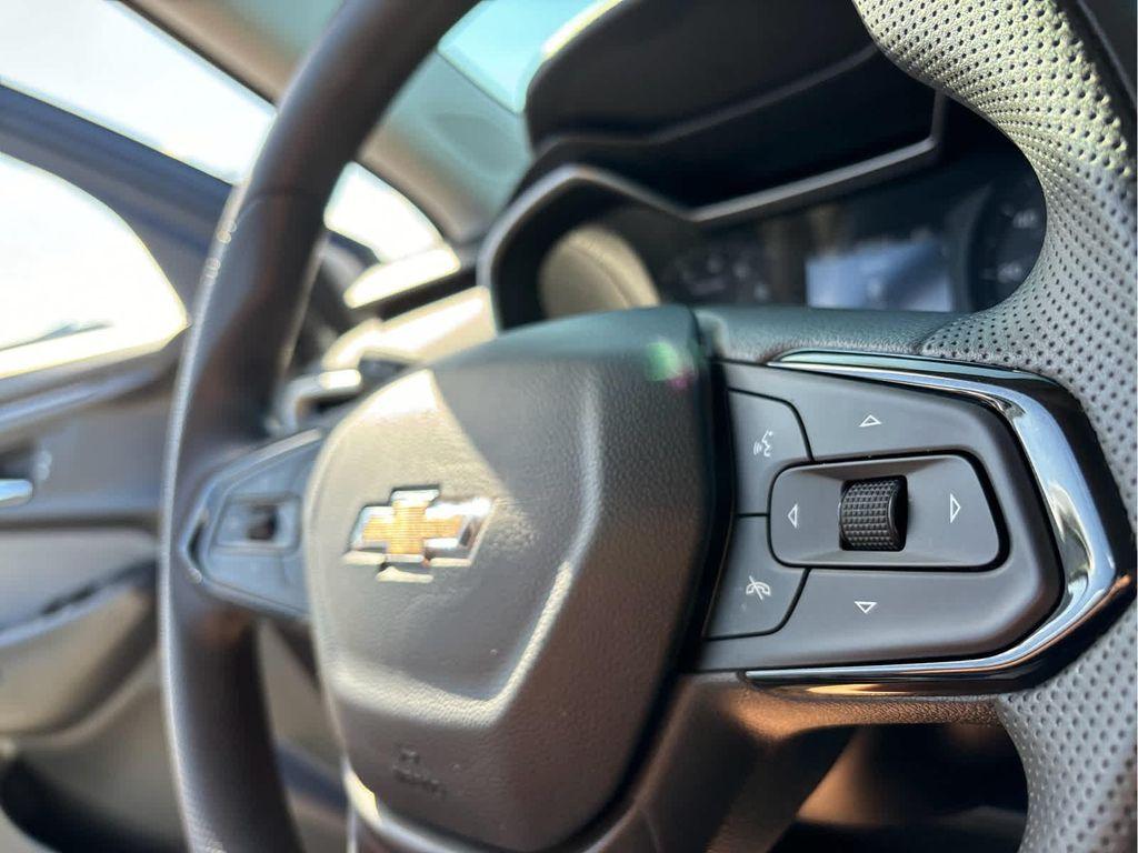 used 2023 Chevrolet TrailBlazer car, priced at $21,937