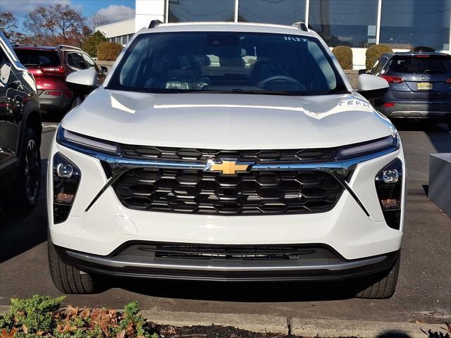 new 2025 Chevrolet Trax car, priced at $23,233