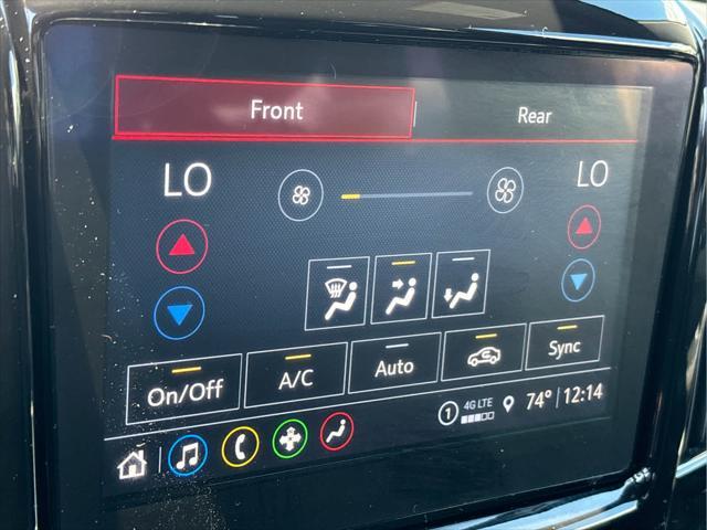 used 2023 Chevrolet Traverse car, priced at $28,657