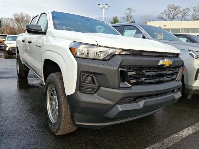 new 2024 Chevrolet Colorado car, priced at $29,373