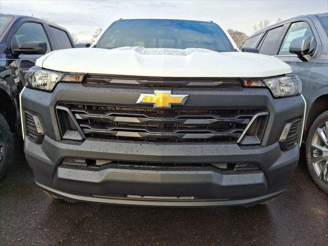 new 2024 Chevrolet Colorado car, priced at $29,373