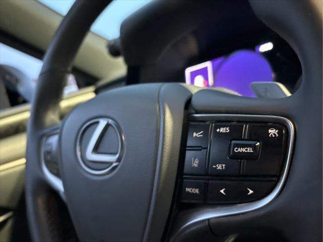 used 2022 Lexus ES 350 car, priced at $35,750