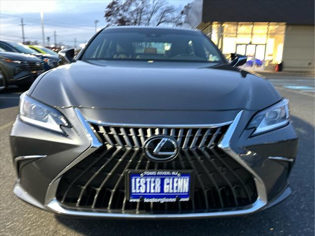 used 2022 Lexus ES 350 car, priced at $35,750