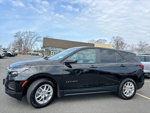 used 2022 Chevrolet Equinox car, priced at $21,896