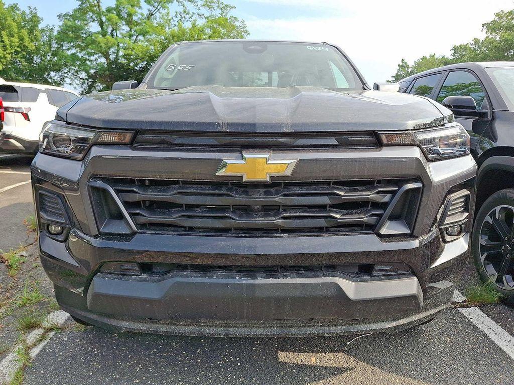 new 2025 Chevrolet Colorado car, priced at $43,742