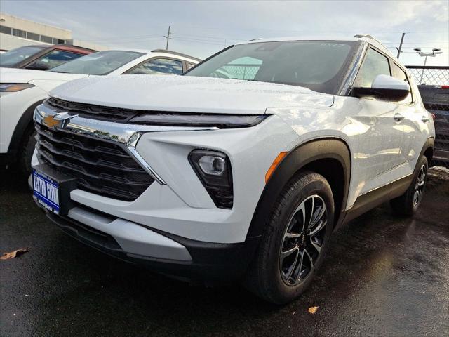 new 2025 Chevrolet TrailBlazer car, priced at $27,343