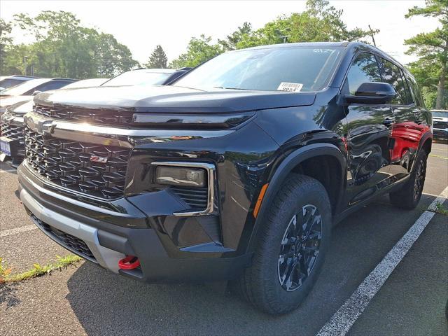 new 2025 Chevrolet Traverse car, priced at $50,057