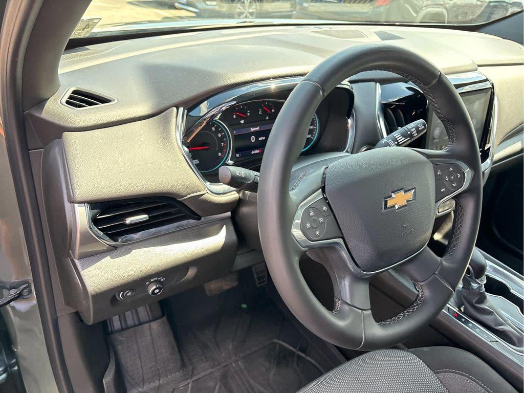 used 2023 Chevrolet Traverse car, priced at $24,781