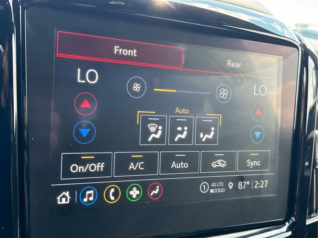 used 2023 Chevrolet Traverse car, priced at $24,781