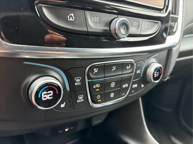 used 2021 Chevrolet Traverse car, priced at $28,937
