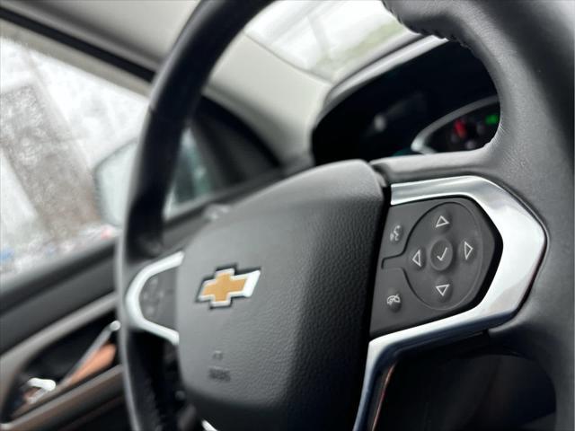 used 2021 Chevrolet Traverse car, priced at $28,937