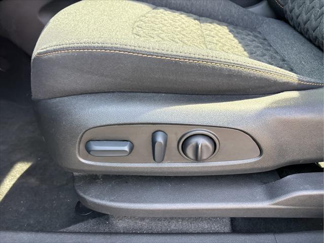 used 2022 Chevrolet Equinox car, priced at $24,894