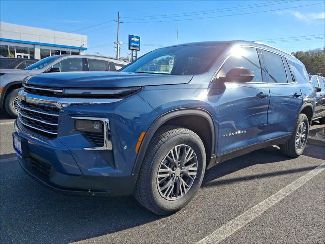 new 2025 Chevrolet Traverse car, priced at $41,908